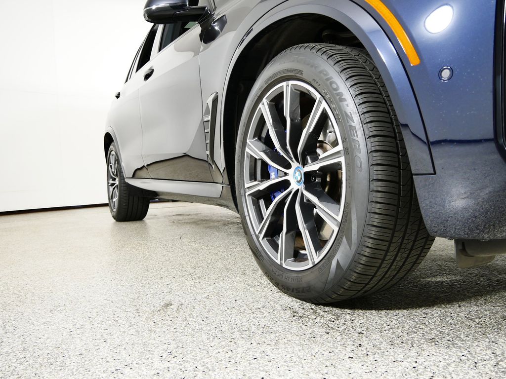 Thumbnail: 2024 BMW X5 - 5