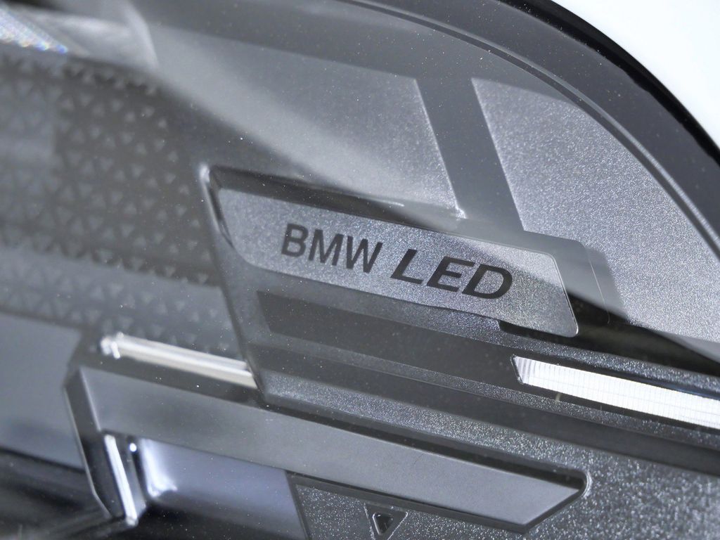 Thumbnail: 2026 BMW X5 - 4