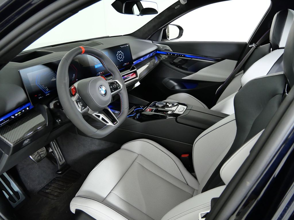 Thumbnail: 2026 BMW M5 - 33