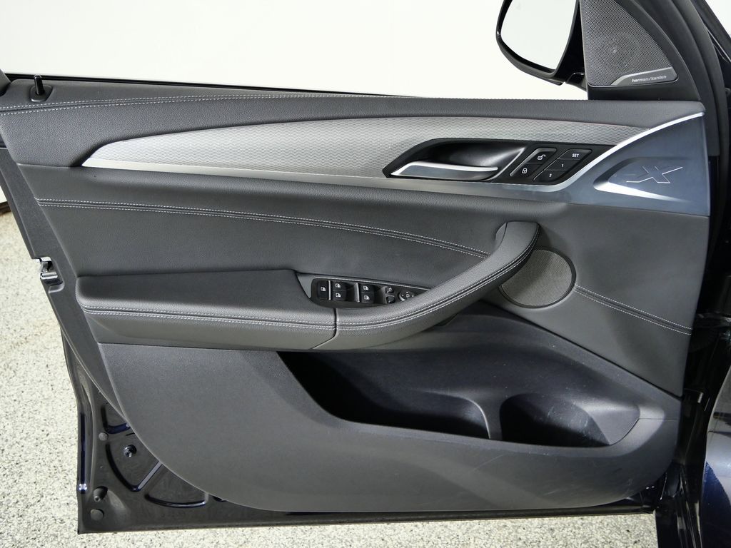 Thumbnail: 2018 BMW X3 - 33