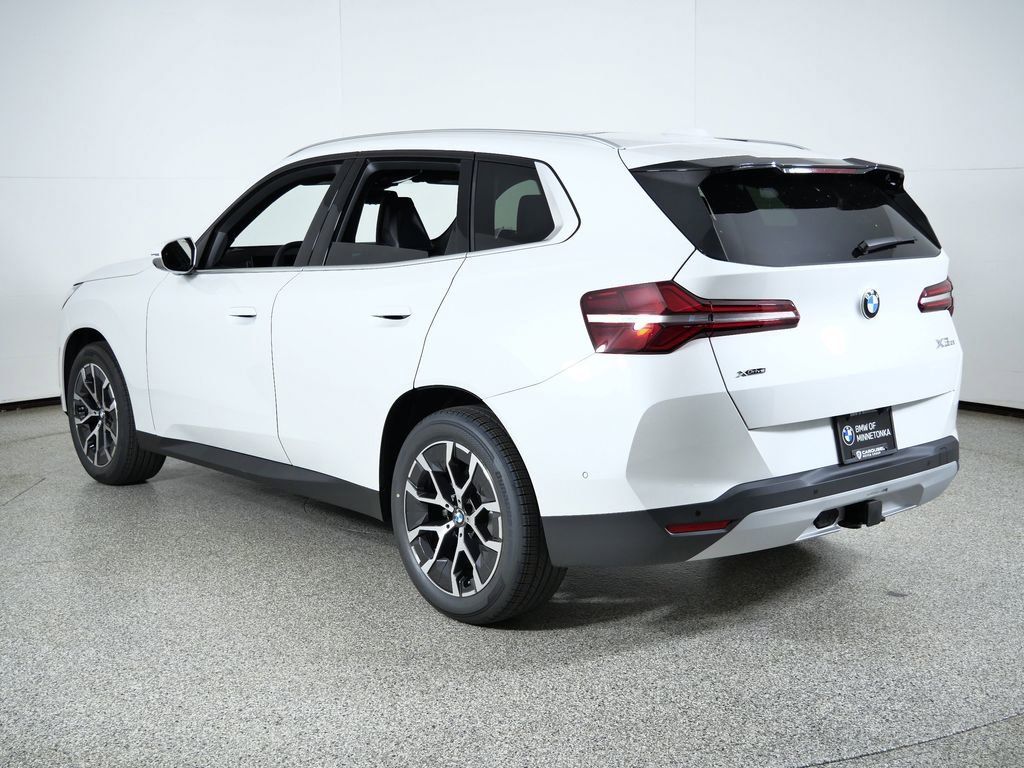 Thumbnail: 2026 BMW X3 - 16