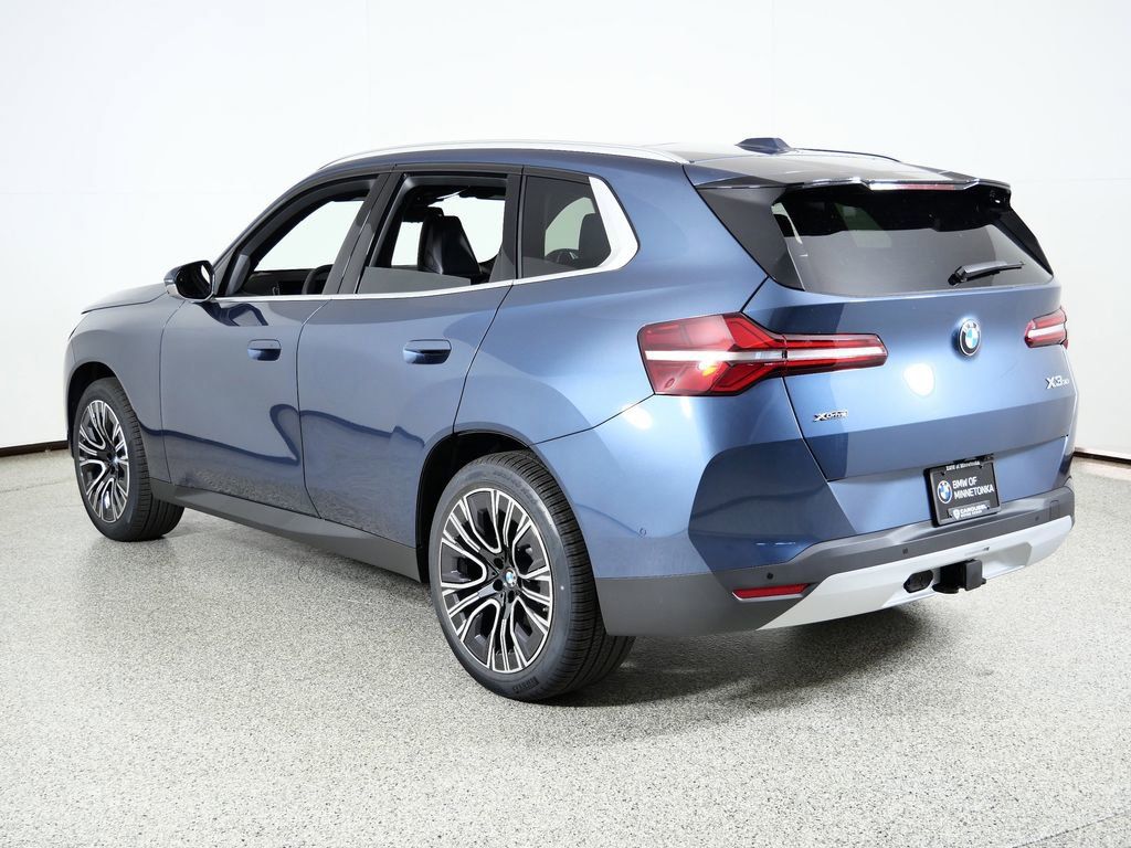 Thumbnail: 2026 BMW X3 - 16