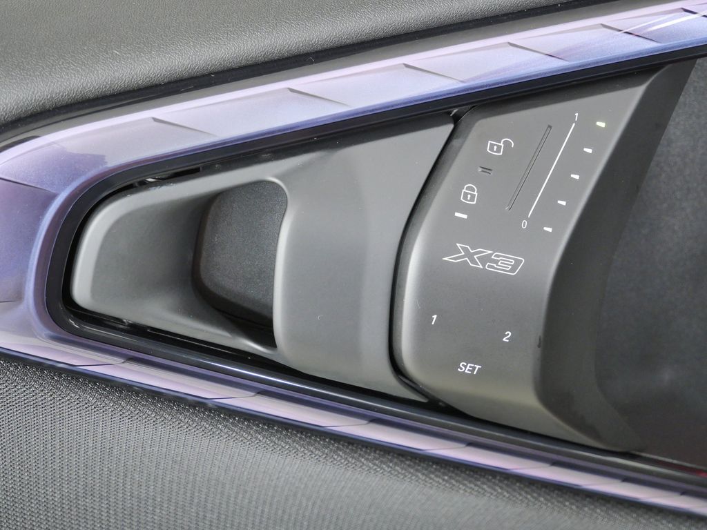 Thumbnail: 2025 BMW X3 - 39