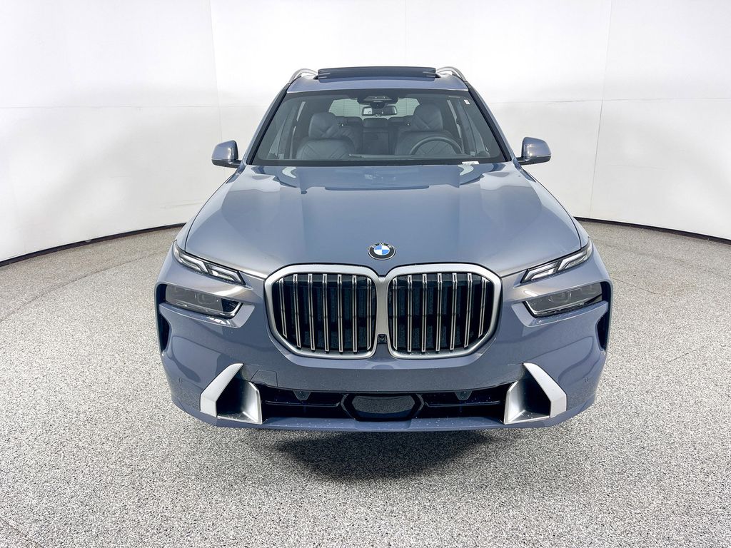 Thumbnail: 2025 BMW X7 - 7
