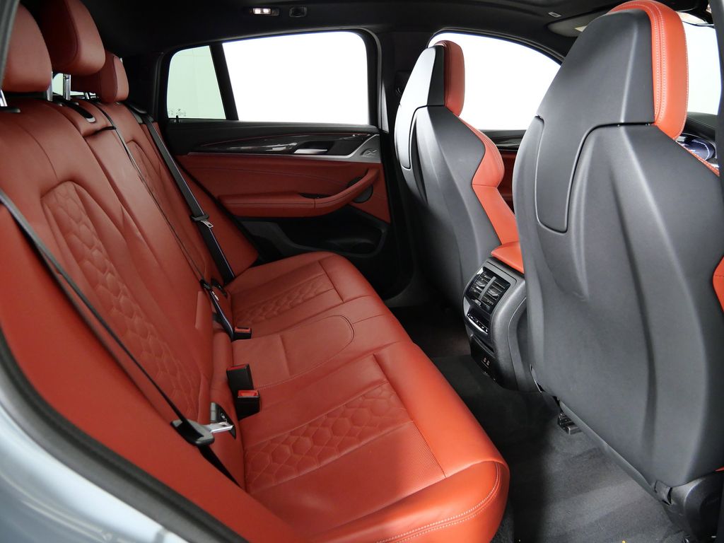 Thumbnail: 2023 BMW X4 - 26