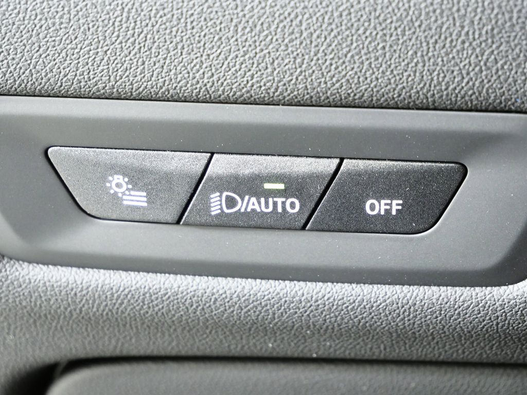 Thumbnail: 2026 BMW X5 - 39