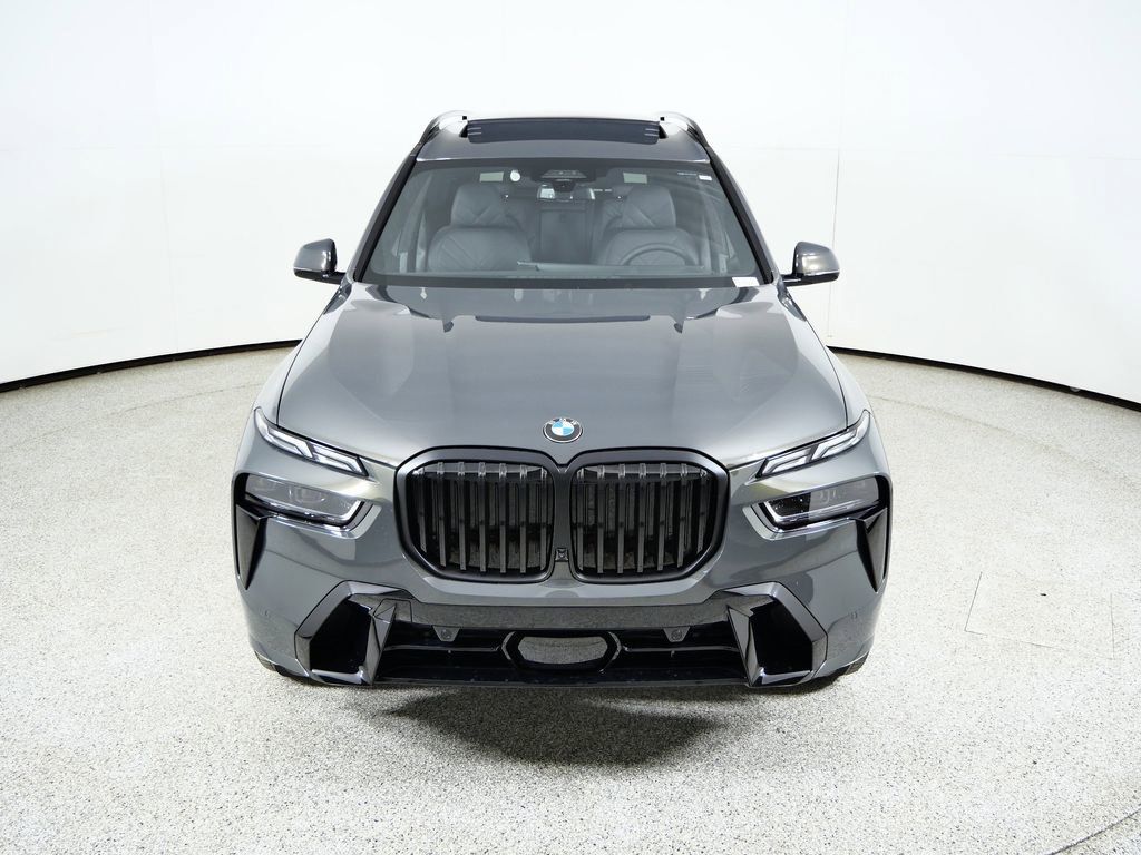Thumbnail: 2026 BMW X7 - 18