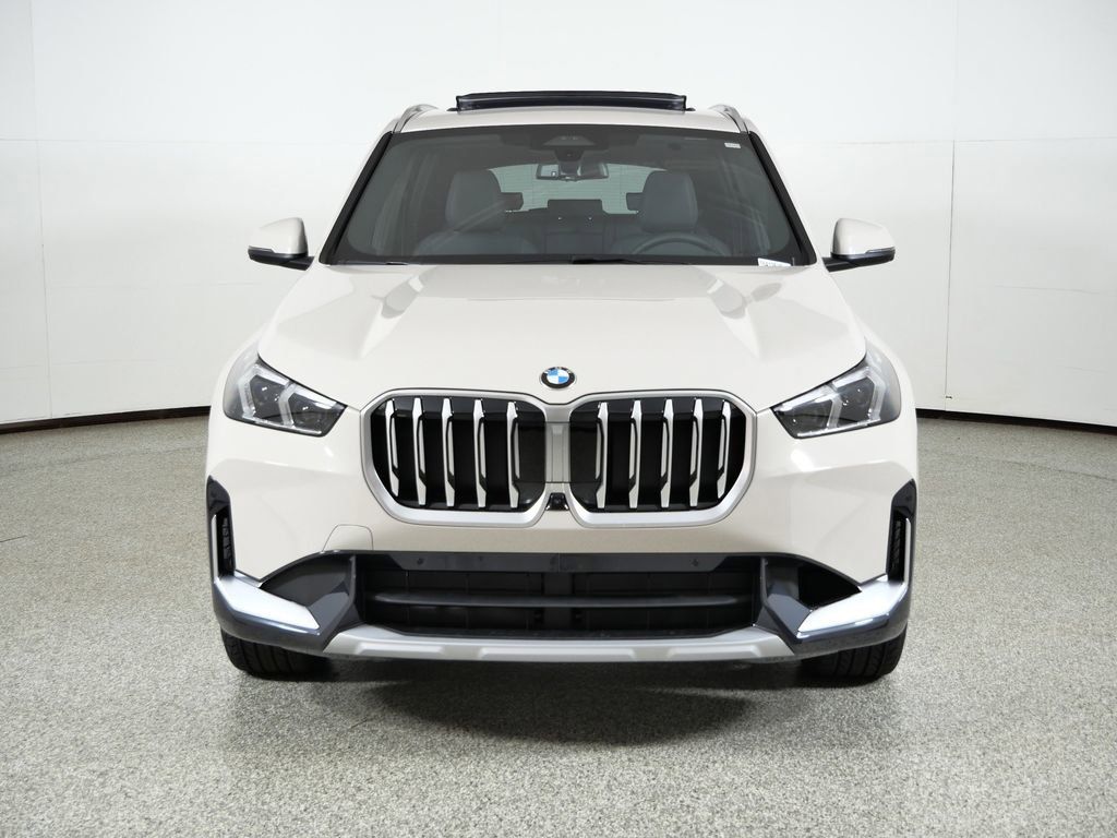 Thumbnail: 2026 BMW X1 - 4