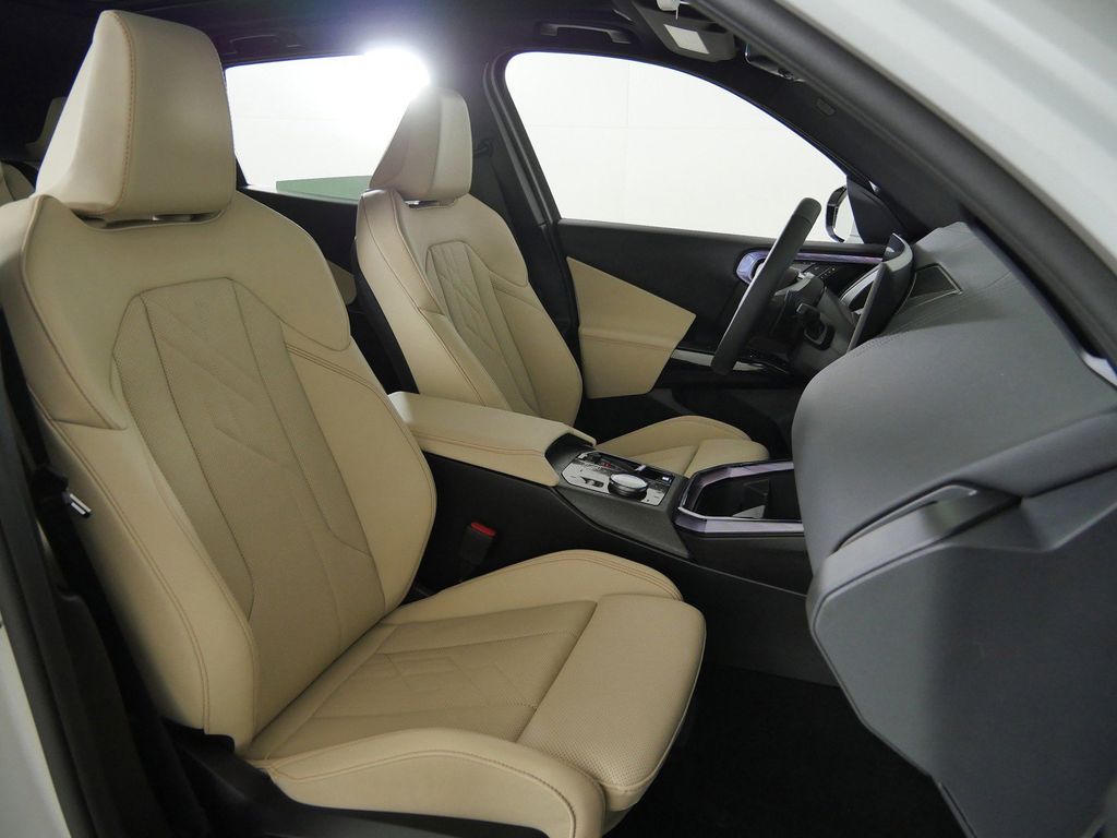Thumbnail: 2026 BMW X3 - 22