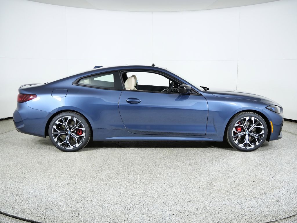 Thumbnail: 2026 BMW 4 Series - 8