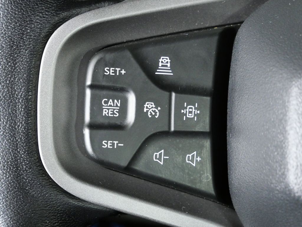 Thumbnail: 2022 Ford Bronco - 37