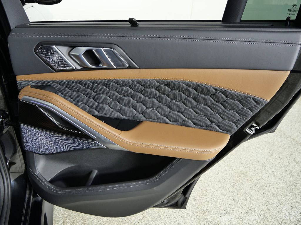 Thumbnail: 2023 BMW X6 - 24