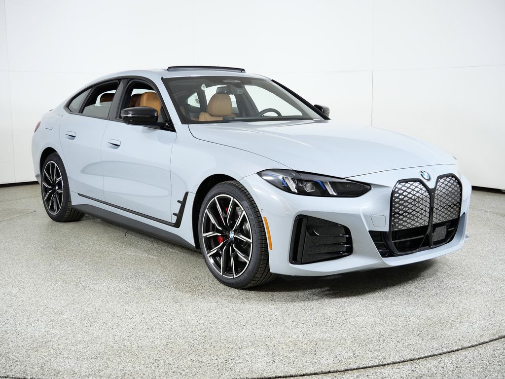 Thumbnail: 2026 BMW i4 - 7