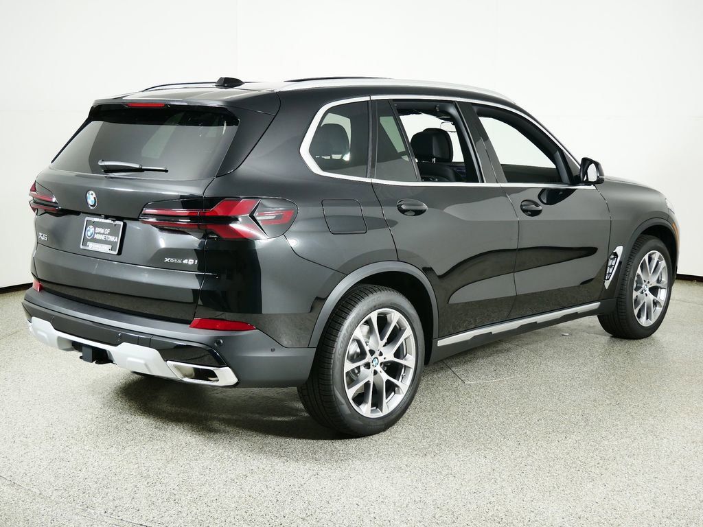 Thumbnail: 2026 BMW X5 - 10