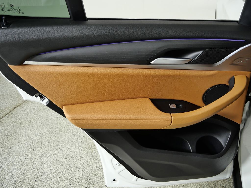 Thumbnail: 2023 BMW X3 - 34