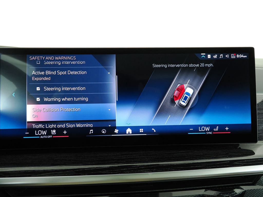 Thumbnail: 2026 BMW X7 - 45