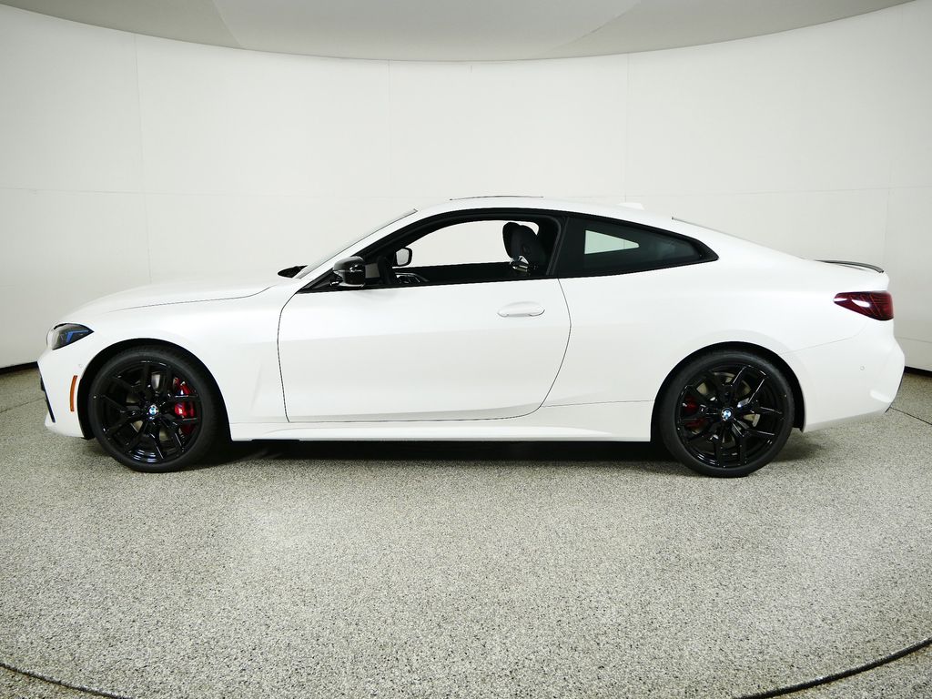 Thumbnail: 2026 BMW 4 Series - 14