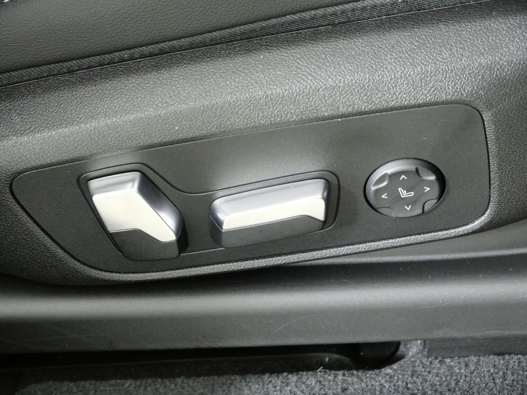 Thumbnail: 2024 BMW X3 - 27