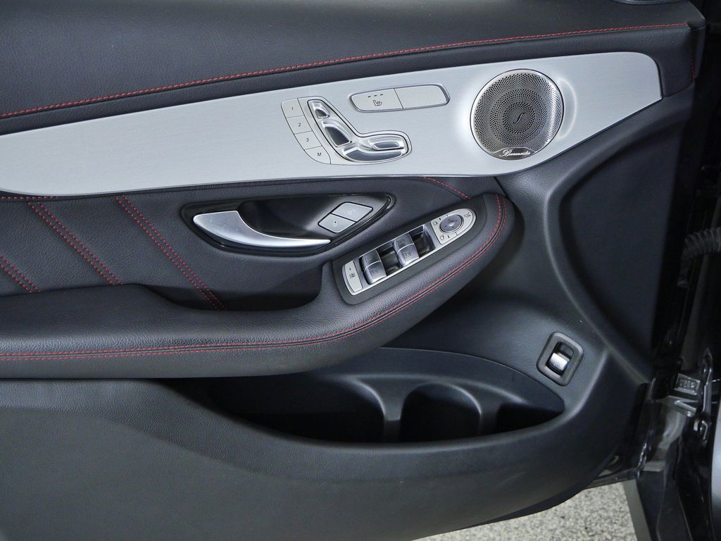 Thumbnail: 2021 Mercedes-Benz GLC - 32