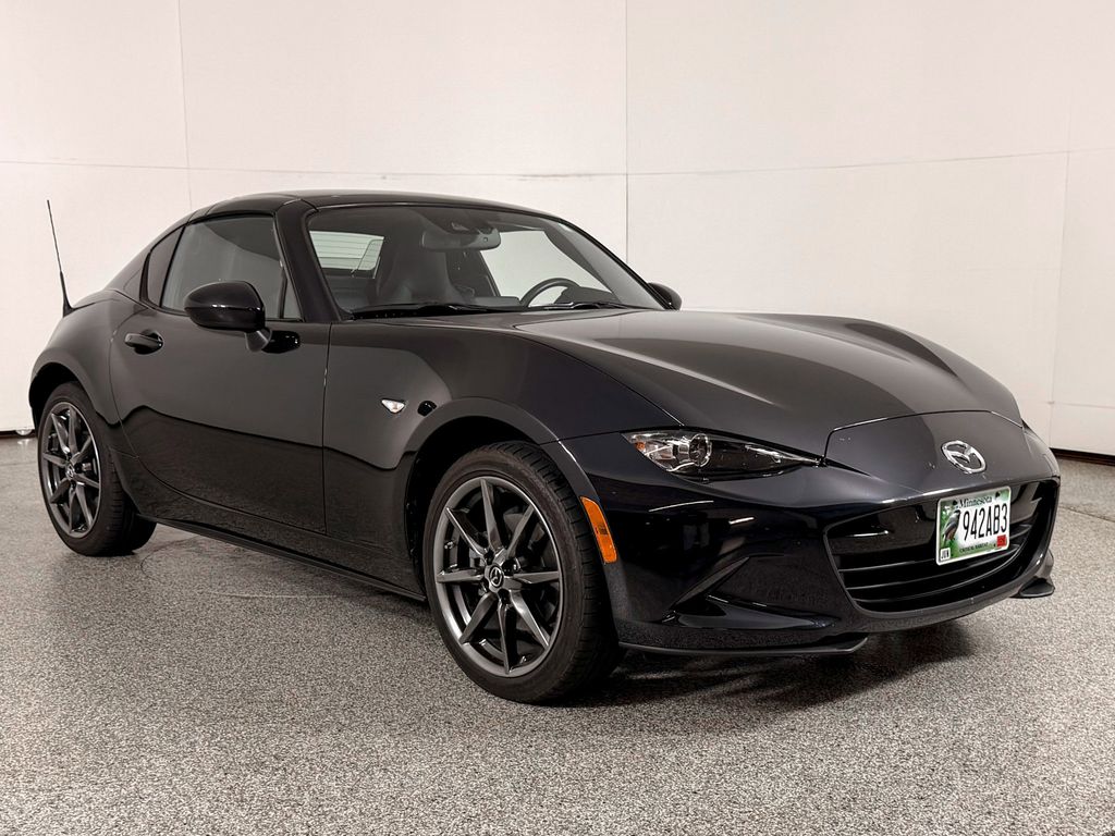 Thumbnail: 2019 Mazda MX-5 Miata - 4