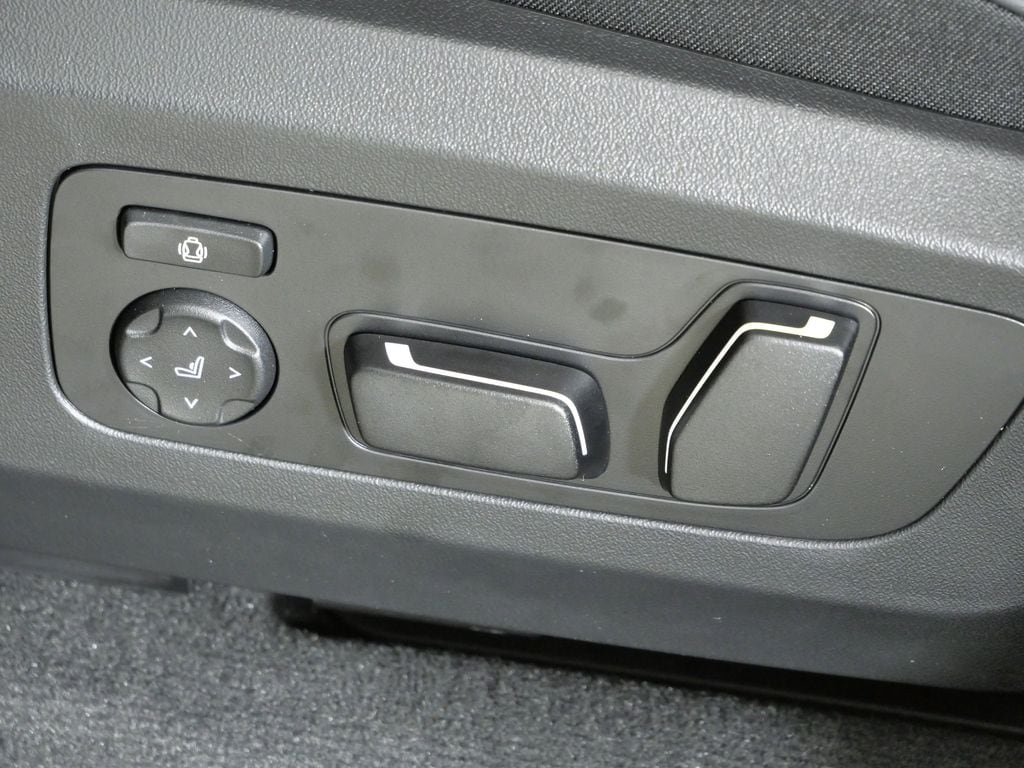 Thumbnail: 2026 BMW X3 - 37