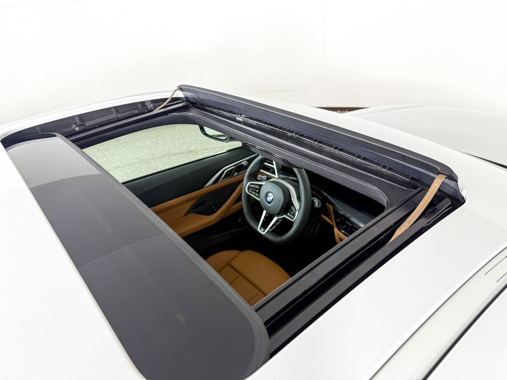 Thumbnail: 2026 BMW 4 Series - 19