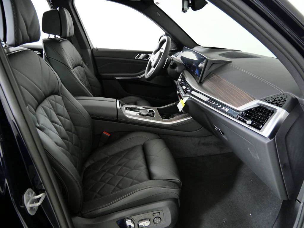 Thumbnail: 2026 BMW X5 - 20