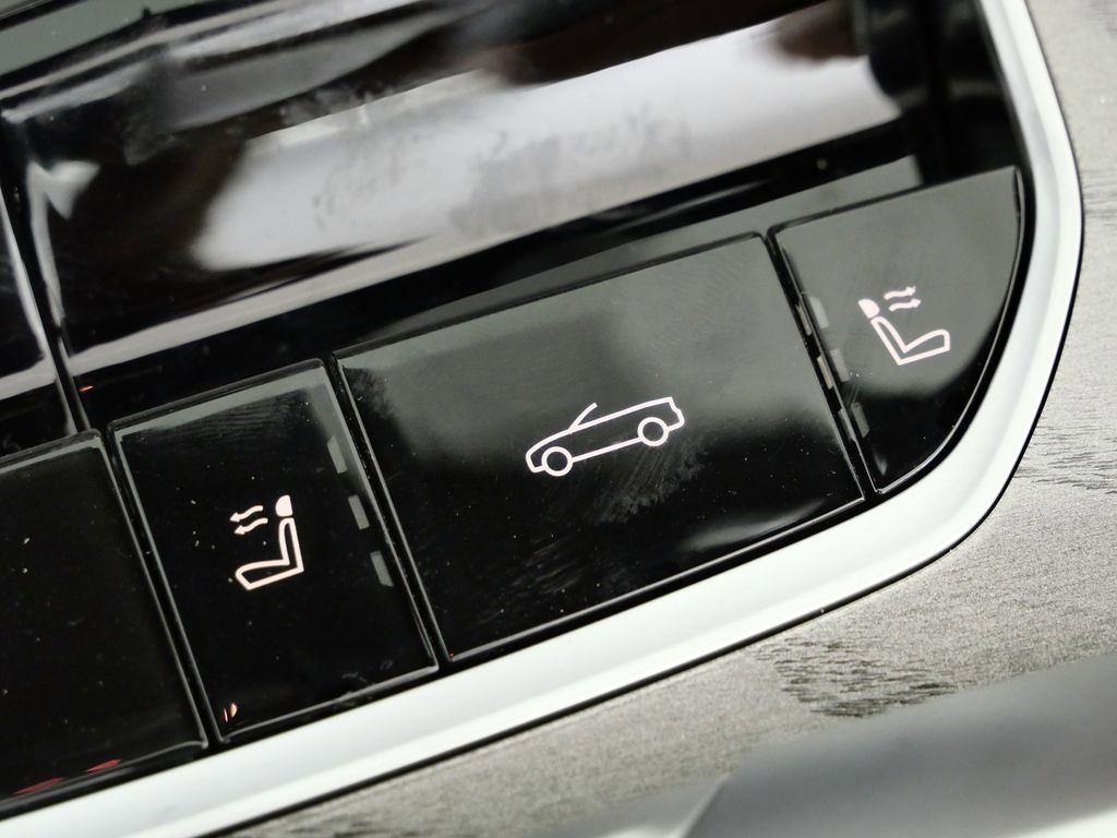 Thumbnail: 2026 BMW 8 Series - 50