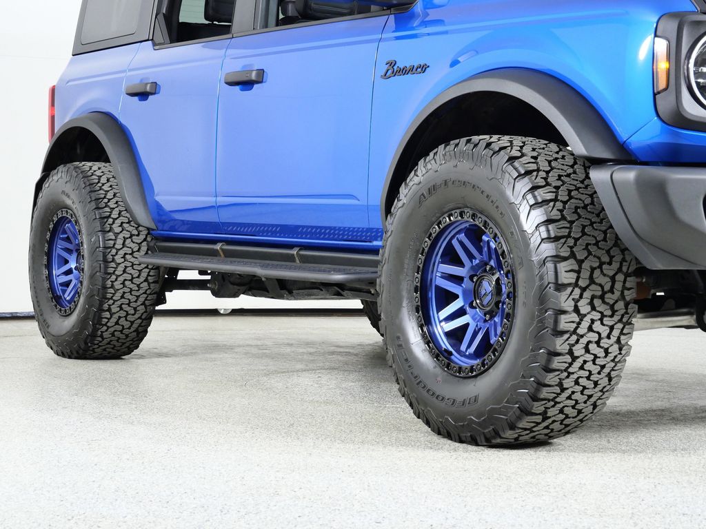 Thumbnail: 2023 Ford Bronco - 7