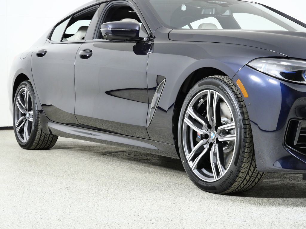 Thumbnail: 2026 BMW 8 Series - 6