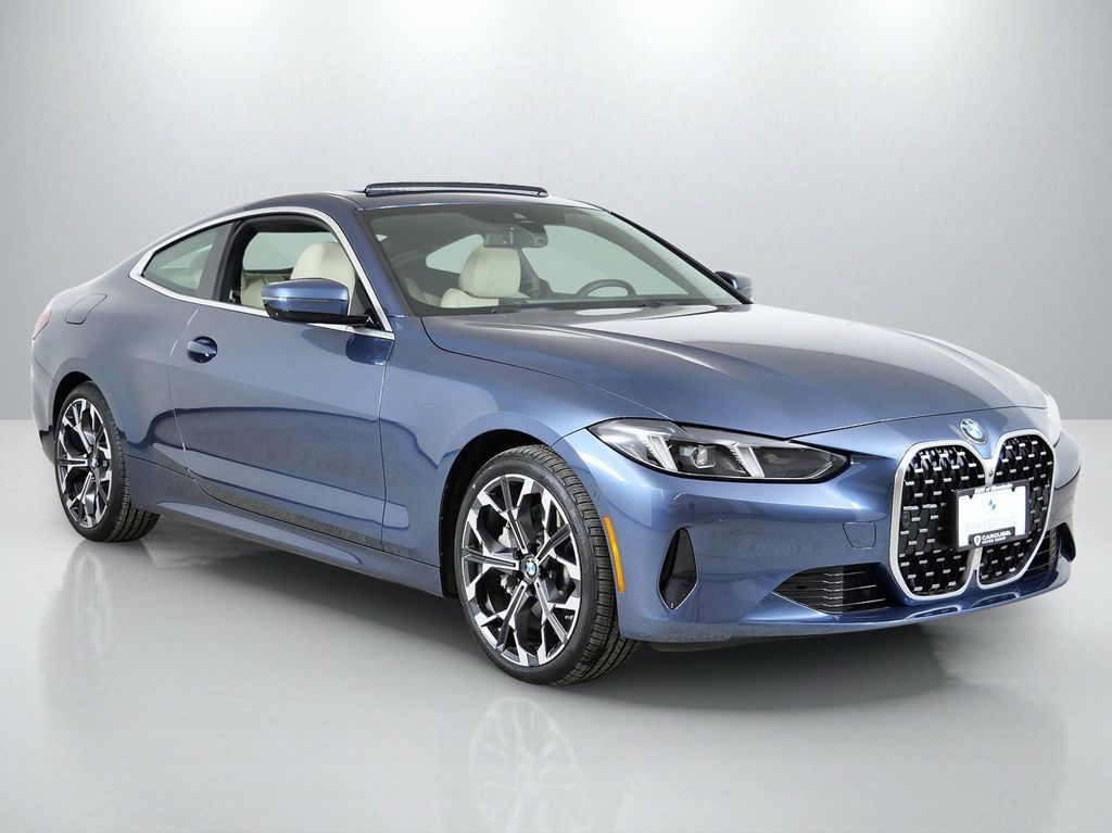 Thumbnail: 2025 BMW 4 Series - 9