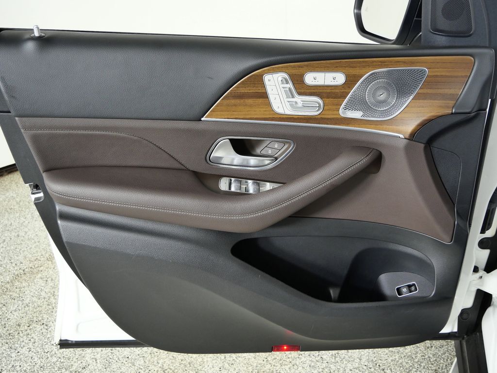 Thumbnail: 2021 Mercedes-Benz GLE - 34