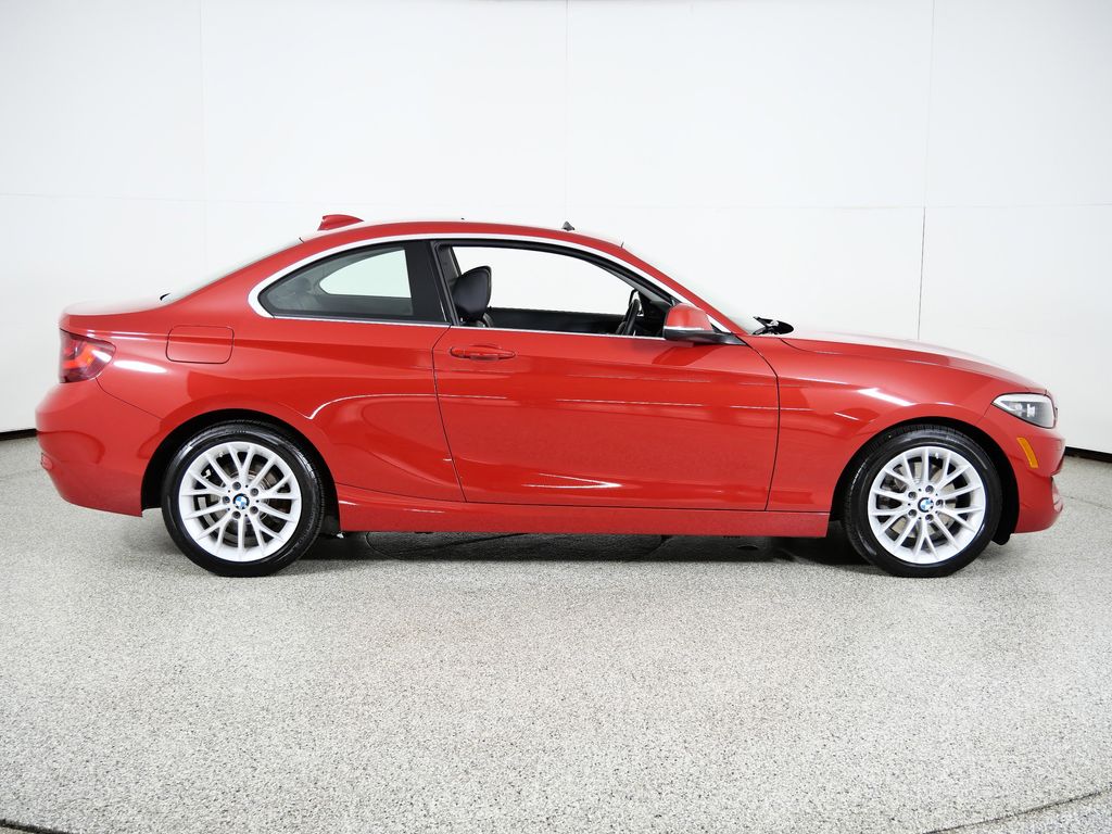 Thumbnail: 2015 BMW 2 Series - 9