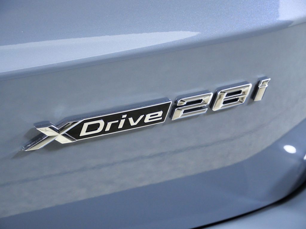 Thumbnail: 2026 BMW X1 - 12