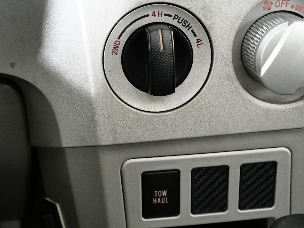 Thumbnail: 2008 Toyota Tundra - 45