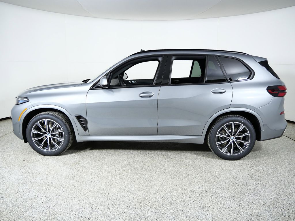 Thumbnail: 2026 BMW X5 - 15