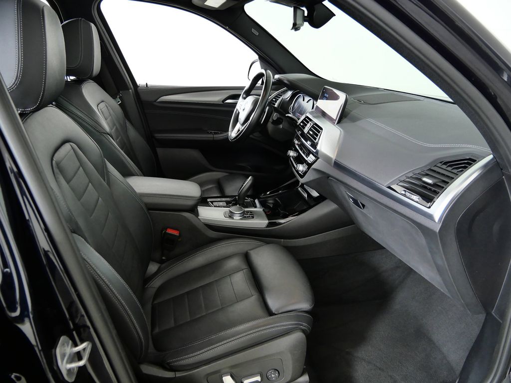 Thumbnail: 2018 BMW X3 - 21