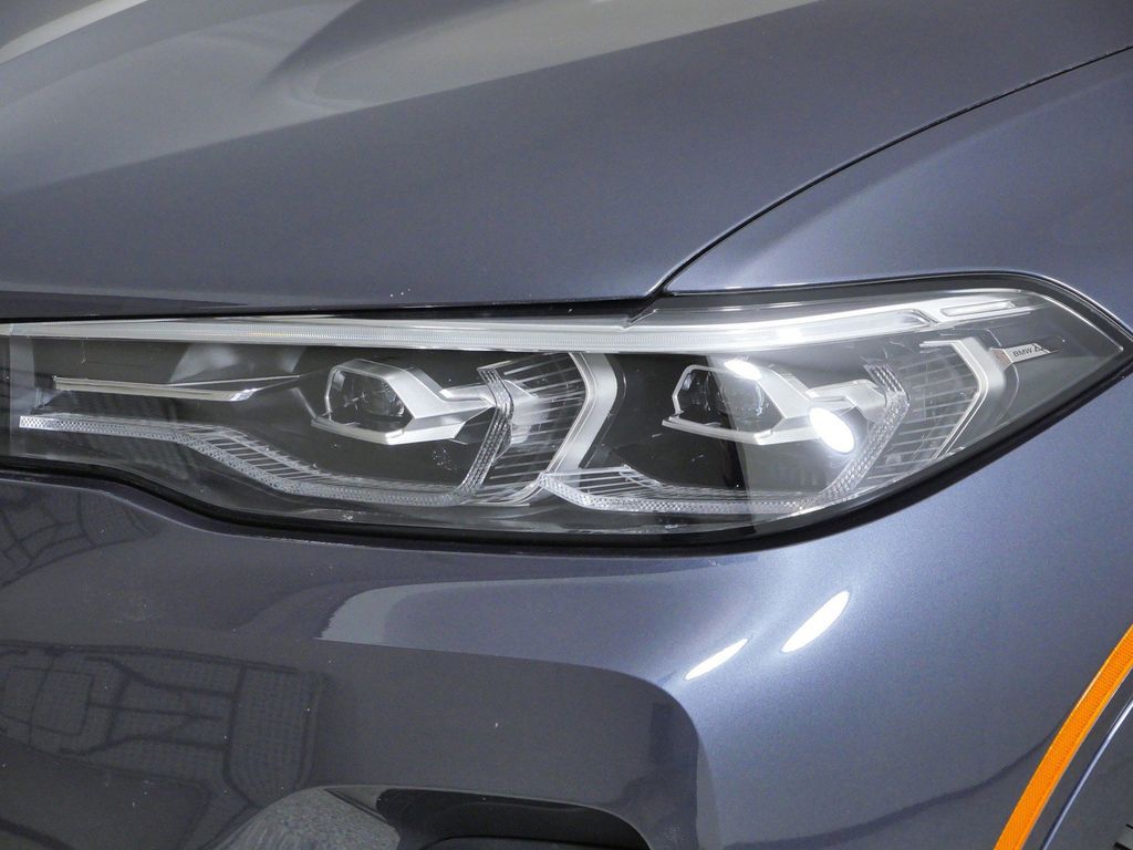 Thumbnail: 2022 BMW X7 - 4
