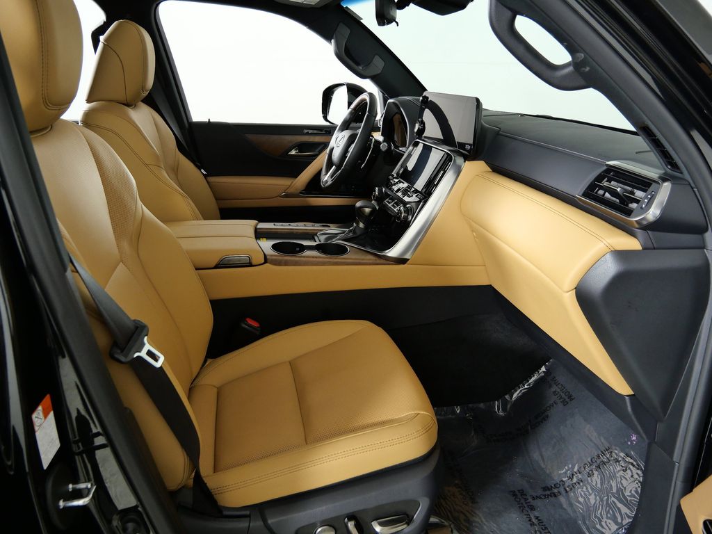 Thumbnail: 2025 Lexus LX - 20