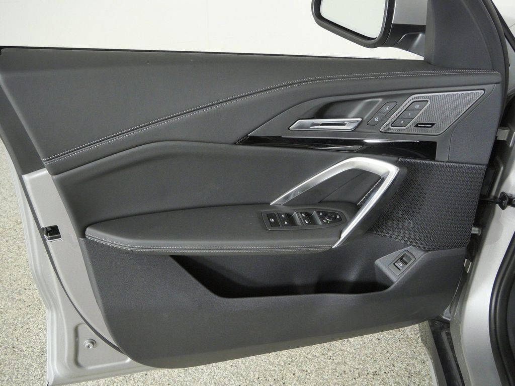 Thumbnail: 2026 BMW X1 - 31