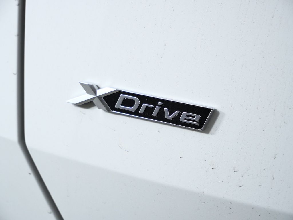 Thumbnail: 2026 BMW X3 - 13