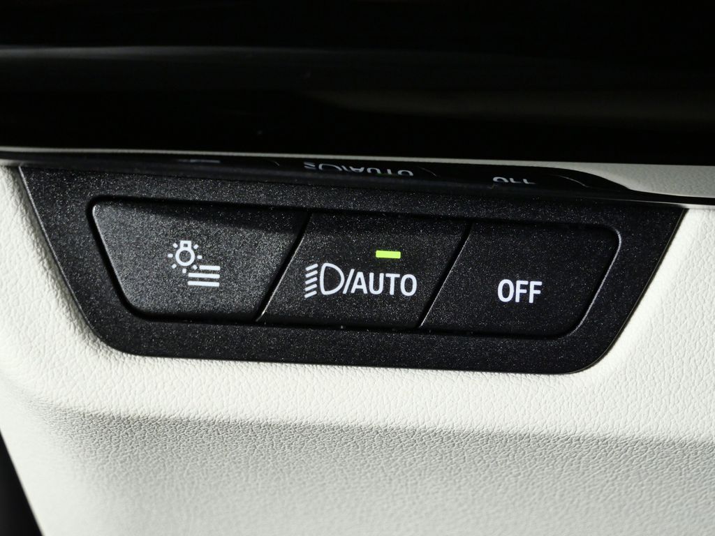 Thumbnail: 2026 BMW X1 - 43