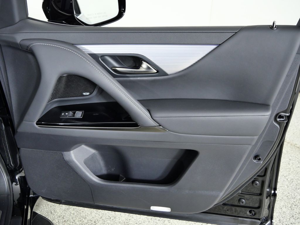 Thumbnail: 2024 Lexus LX - 20