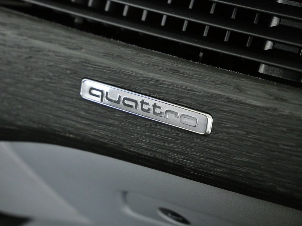 Thumbnail: 2018 Audi A4 - 25