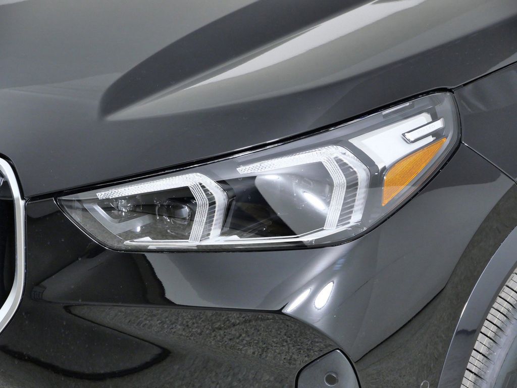 Thumbnail: 2026 BMW X1 - 3
