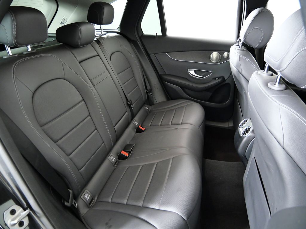 Thumbnail: 2021 Mercedes-Benz GLC - 27