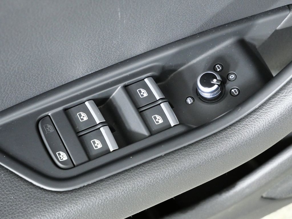 Thumbnail: 2018 Audi A4 - 35