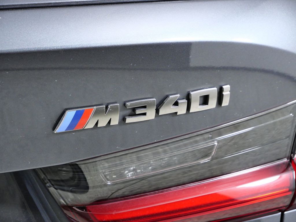 Thumbnail: 2020 BMW 3 Series - 13