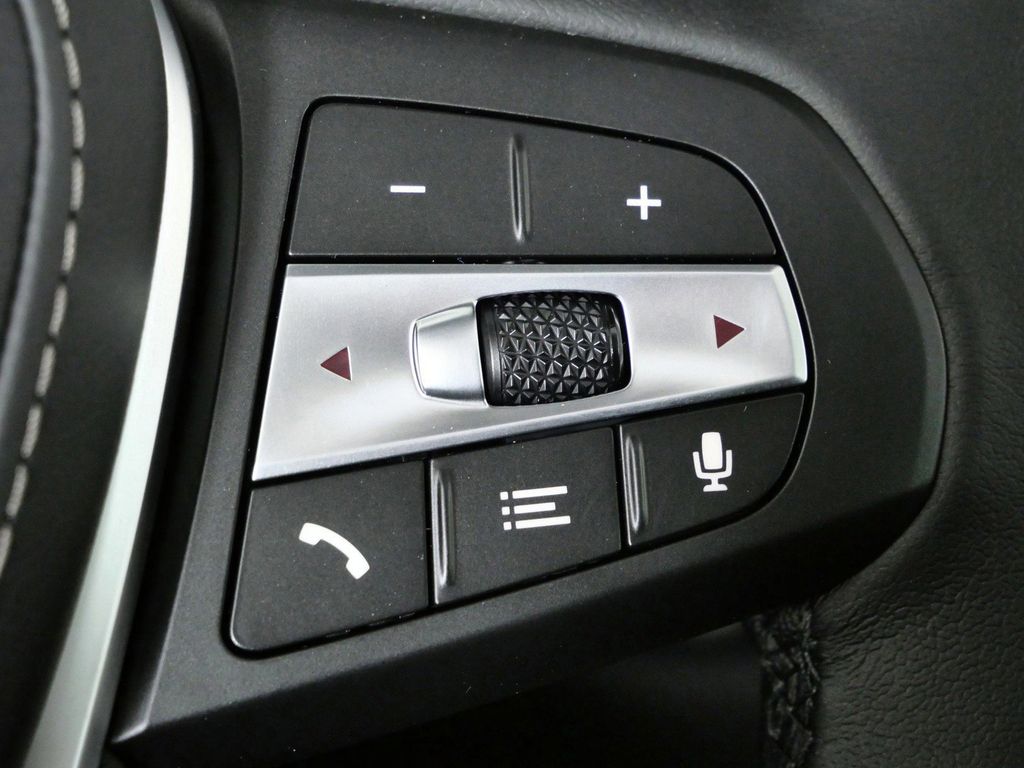 Thumbnail: 2026 BMW X5 - 43