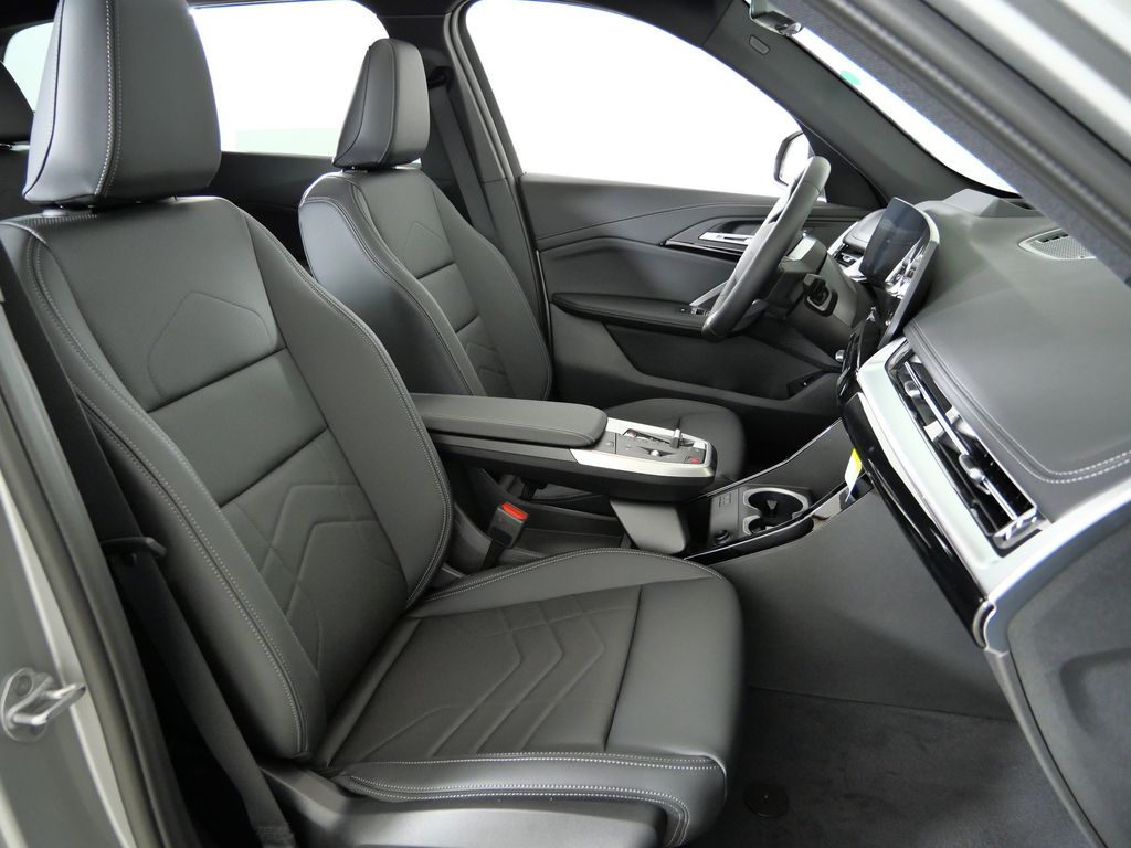 Thumbnail: 2026 BMW X1 - 21